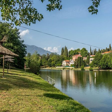 Camping Les Rives Du Lac De Vinca Dış mekan fotoğraf