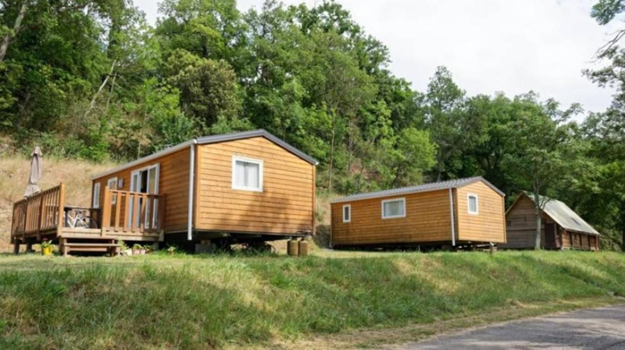 Camping Les Rives Du Lac De Vinca Dış mekan fotoğraf